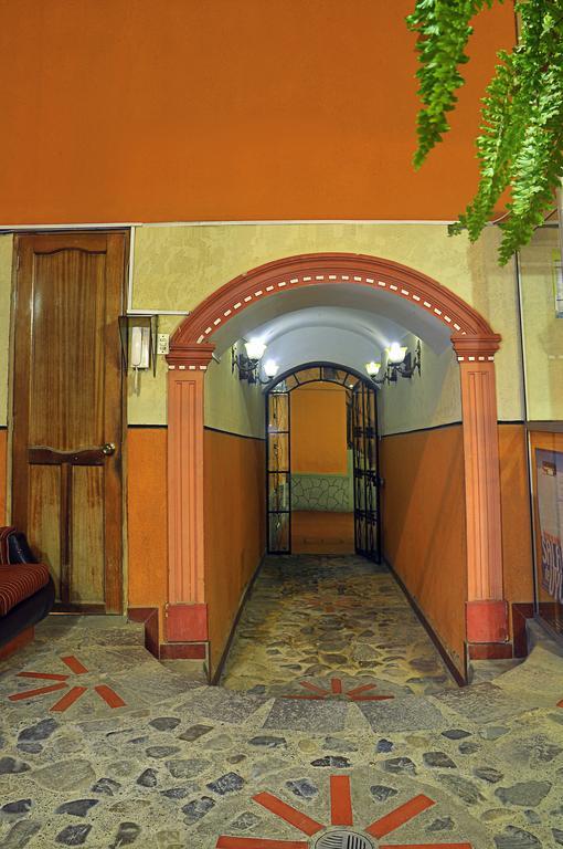 Hotel Fuentes La Paz Dış mekan fotoğraf